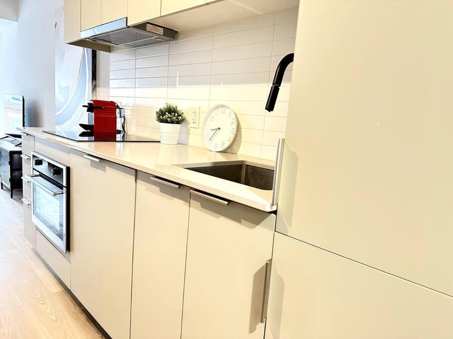 Apartment 1406 Sainte Elisabeth